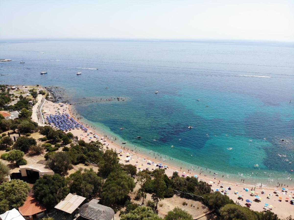 Club Esse Cala Gonone Hotel Exterior photo