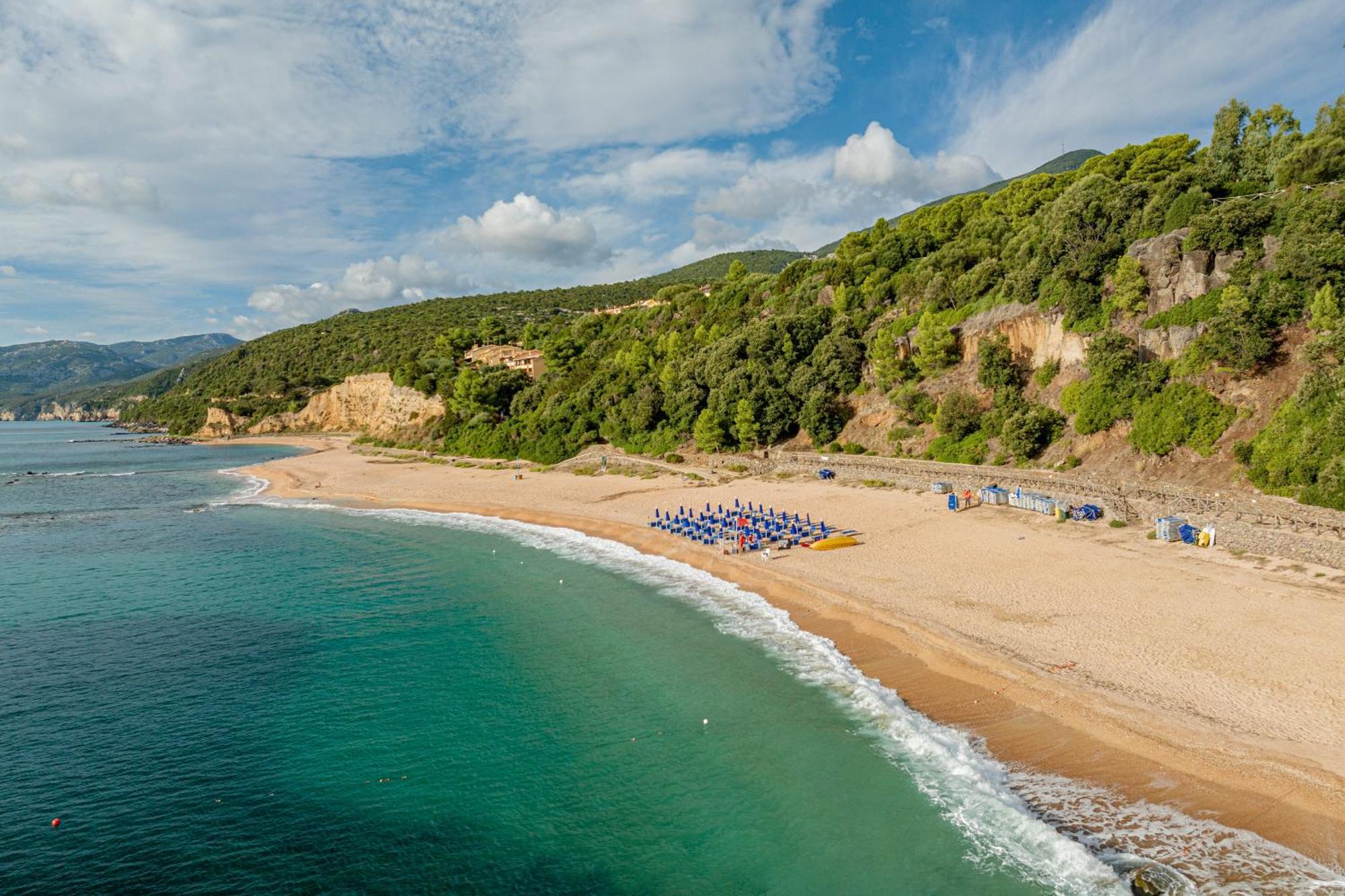 Club Esse Cala Gonone Hotel Exterior photo