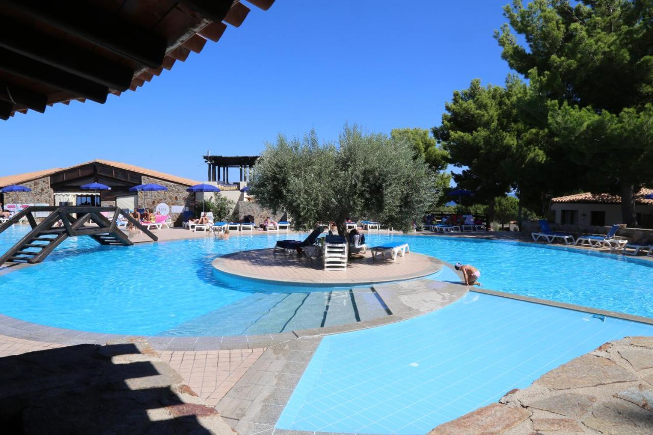 Club Esse Cala Gonone Hotel Exterior photo